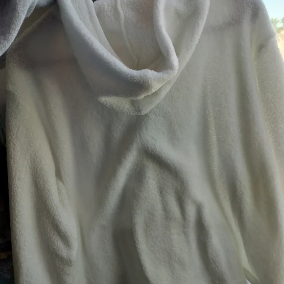 Large plush cozy jacket used great condition - Picture 5 of 6
